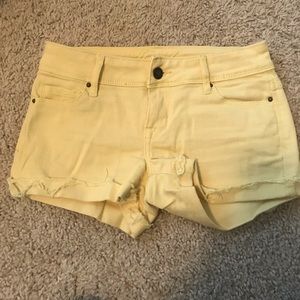dELiA’s Taylor Jean shorts